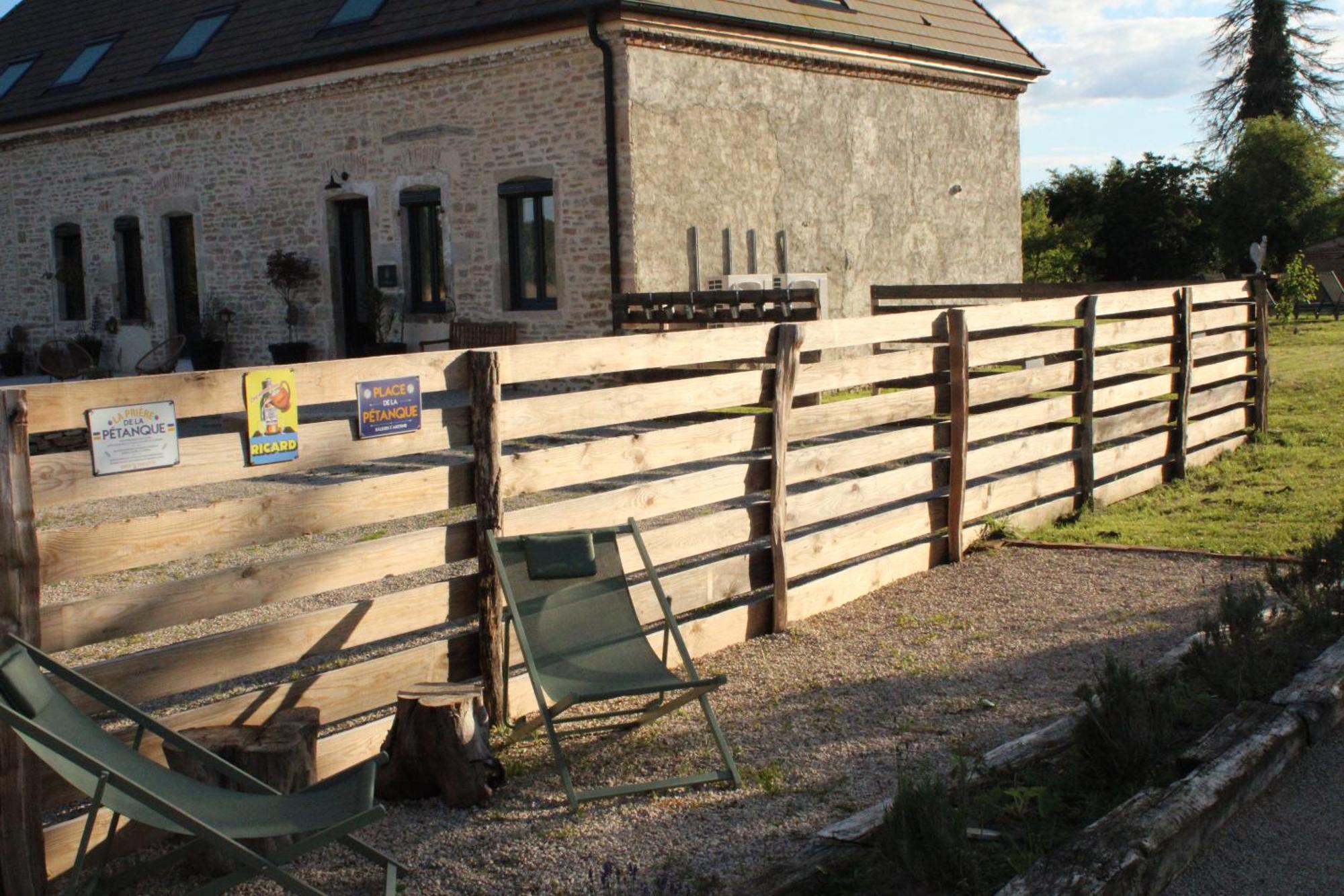 La Bergerie A Palleau, Les Bles Dores Et Les Graines De Lin A Corgengoux, Proches De Beaune Et De Ses Villages Viticoles Εξωτερικό φωτογραφία